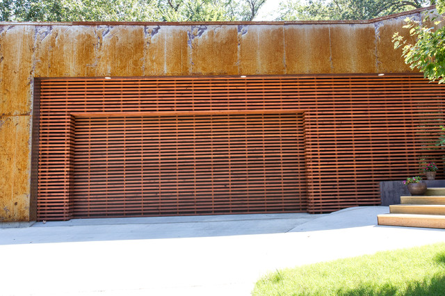 Mount Sequoyah contemporary garage and shed