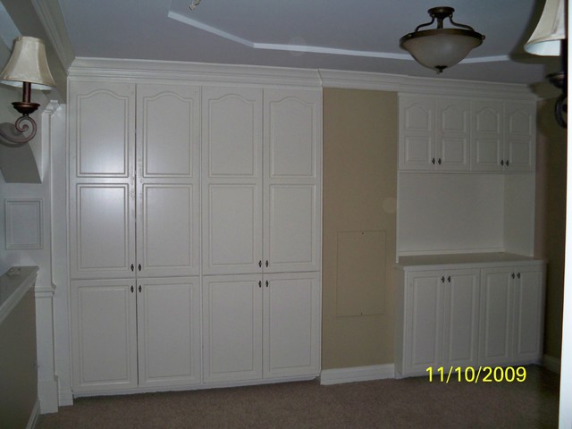 STORAGE SOLUTIONS - Traditional - Basement - chicago - by ...