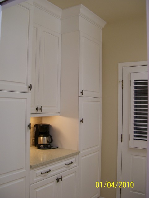 Butcher Kitchen traditional-