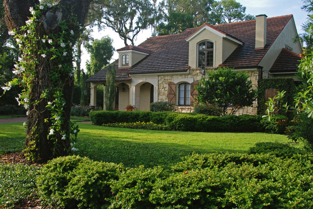French Country Style Garden - Traditional - Landscape - orlando - by ...