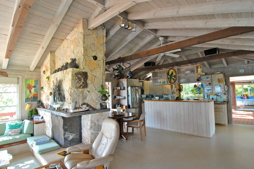 Open Living house in Bahamas by Brenda Olde 