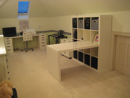 White work space - Modern - Home Office - other metro