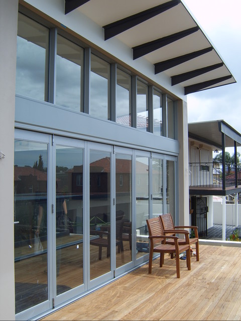 Croydon 'Northern Beaches' Make-over modern-porch