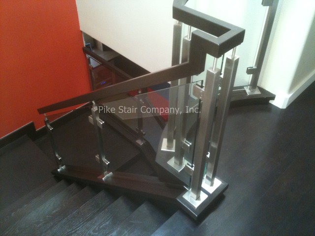 Red Oak Glass & Stainless modern staircase