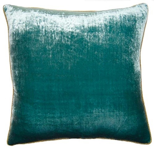 Decorative Throws and Pillows