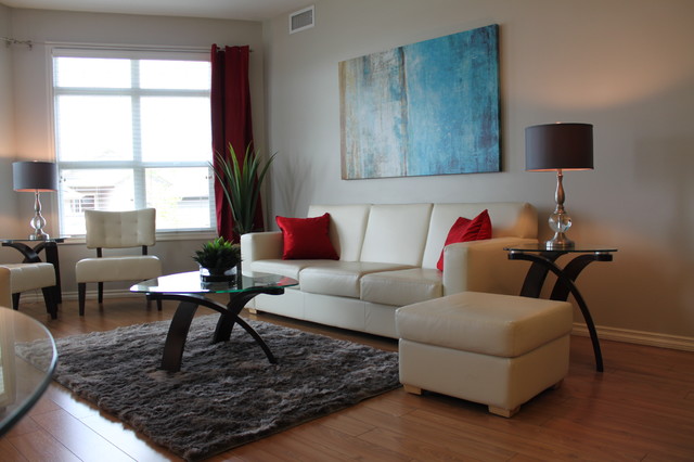 Heseltine Rd. Condo- Staging Project contemporary