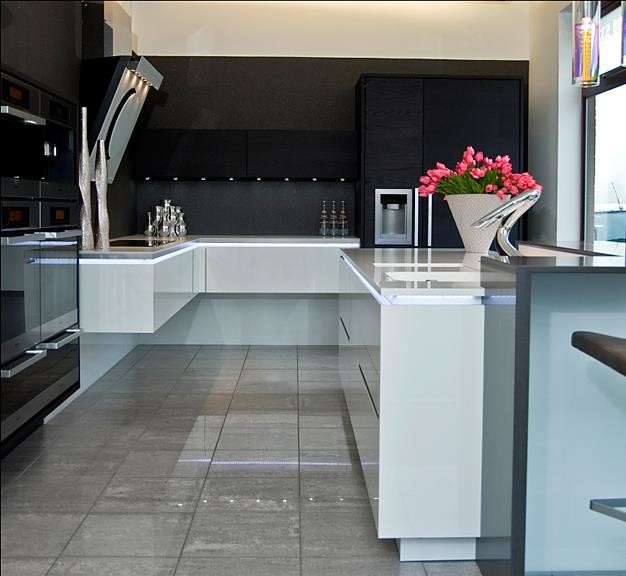 Amazing Elica hoods for Modern kitchens contemporary-range-hoods-and-vents