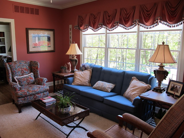 Wannemacher Designs traditional family room