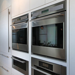 Contemporary Ovens: Find Electric, Gas and Convection Oven Designs Online