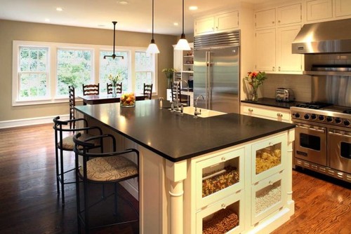 Becker Architects traditional kitchen