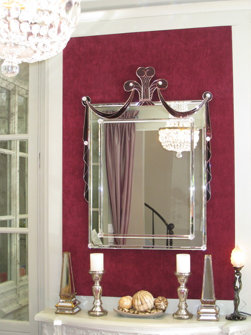 Glamour Mirror from the 30s. Buena vista Deco eclectic entry