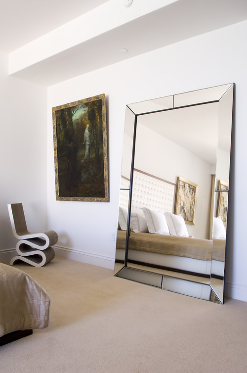 Easy Steps On How To Secure Large Mirrors - Large Wall Leaning Mirrors