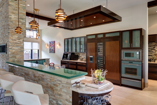 {Contemporary Kitchen by Spring Architects & Building Designers Charles Todd Helton, Architect}
