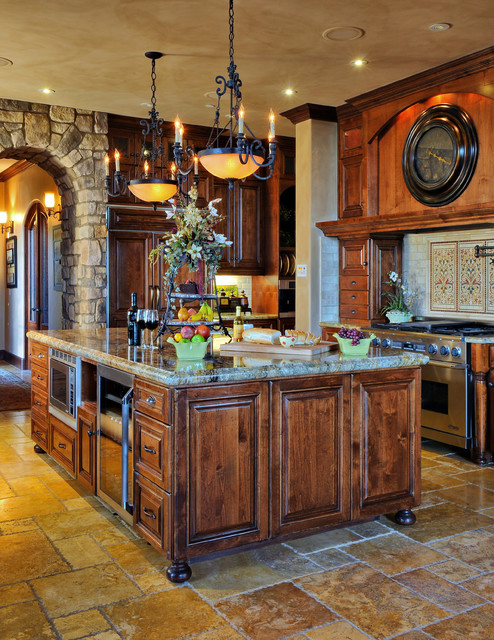 Tuscan Kitchen and Outdoor Living