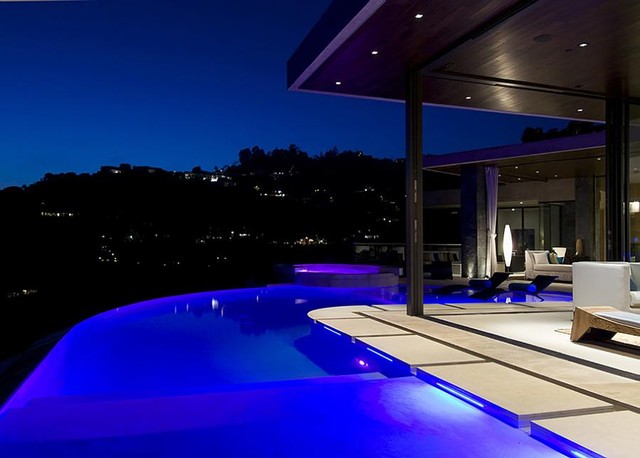 bill gates pool