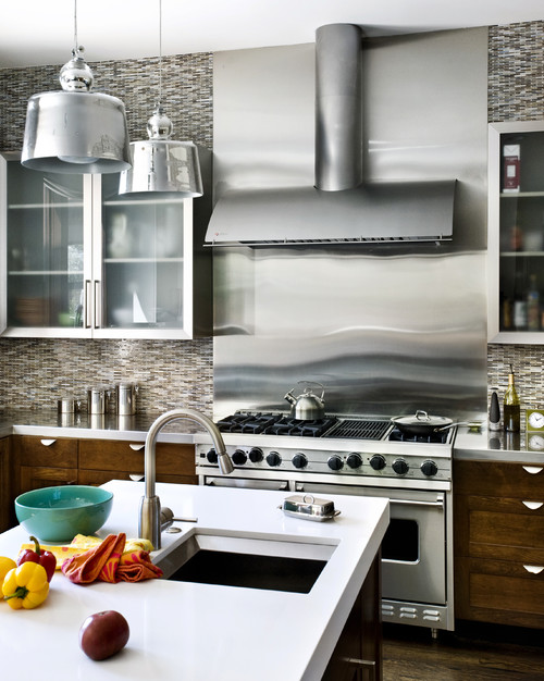 16 Kitchens That Prove Stainless Steel, Stainless Steel Countertops Tile Backsplash