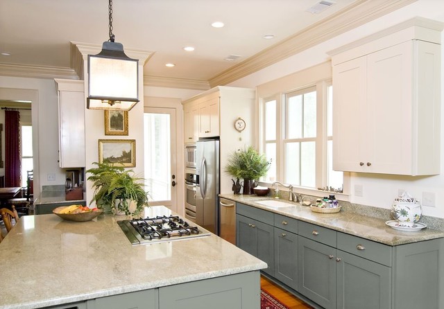 traditional kitchen by CliqStudios Cabinets