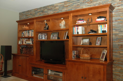 Built-in Bookshelves to the Rescue