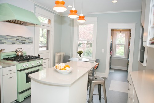 retro kitchen with walls painted in benjamin moore quiet moments