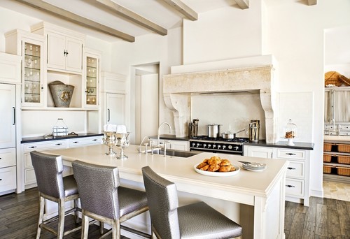 Traditional Kitchen by Phoenix Interior Designers & Decorators Palm Design Group
