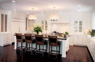 Your Guide To Choosing The Best Island Lighting For Your Kitchen