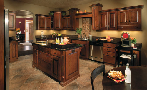Paint Colors For Kitchens With Dark Cabinets Home Living - What Color To Paint Kitchen Walls With Light Brown Cabinets