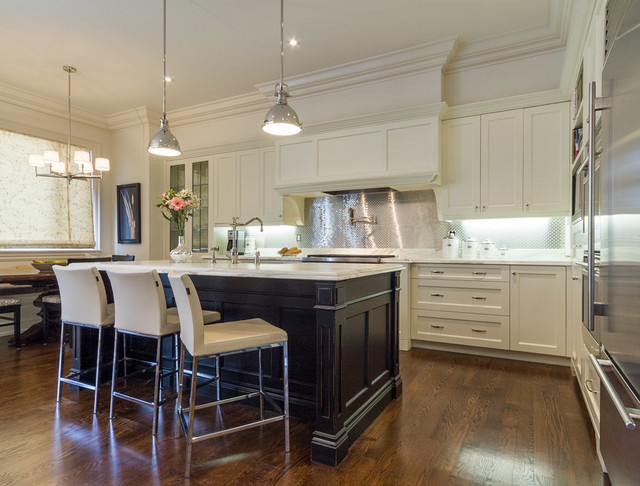 Heritage Kitchens - Traditional - Kitchen - toronto - by Sergio Sabag ...