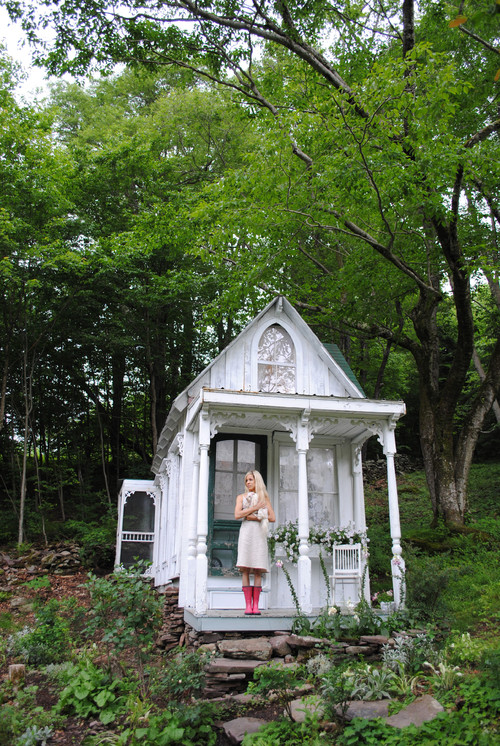 Shabby Studio- Little Houses With Big Style
