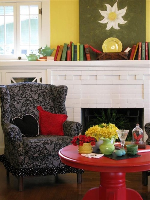 Colorful Cottage Decorating Ideas In Red Yellow Blue Black