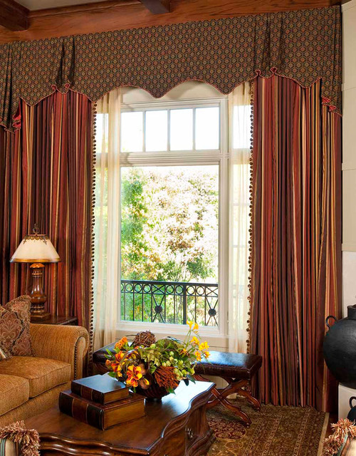 Draperies/Window Treatments - Traditional - Living Room - dallas - by ...