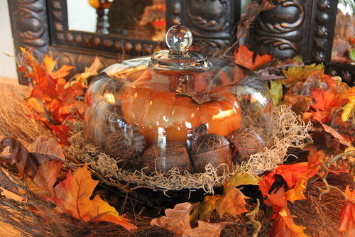 Fall Decorating Ideas - A fall centerpiece on a cake stand